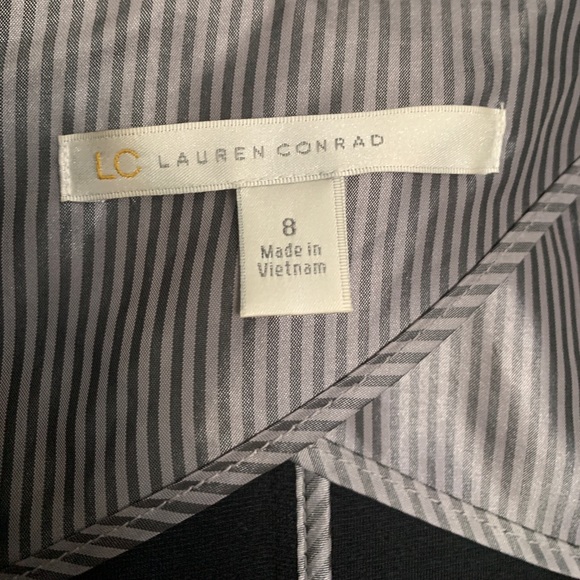 Lauren Conrad black blazer - Picture 5 of 6